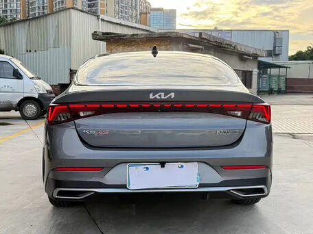 2023 Kia K5 III, серый, 1860000 рублей, вид 5