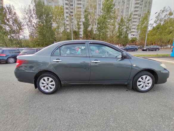 2012 BYD F3 I, серый, 245000 рублей - вид 3