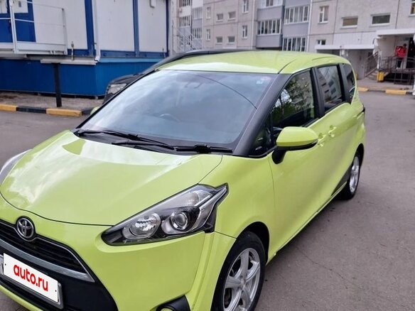 2015 Toyota Sienta II, жёлтый, 1250000 рублей - вид 4