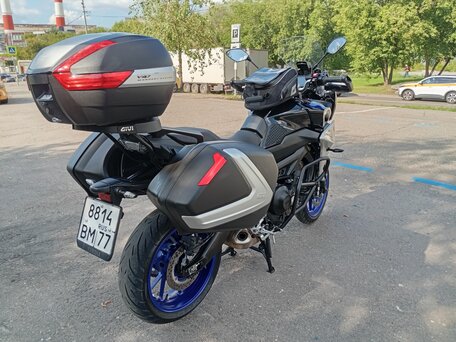 2018 Yamaha MT-09 Tracer (FJ-09), серый, 950000 рублей, вид 4