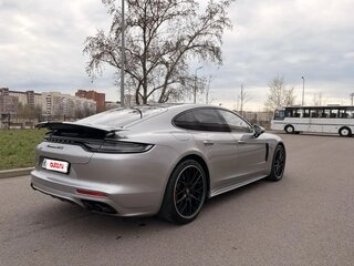 2022 Porsche Panamera GTS II Рестайлинг, серебристый, 14490000 рублей, вид 4