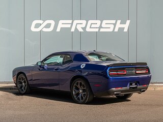 2020 Dodge Challenger III Рестайлинг 2, синий, 3605000 рублей, вид 2