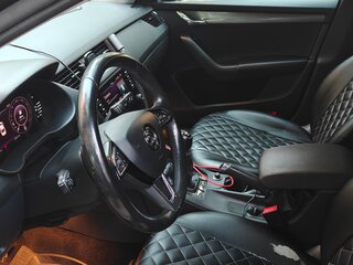 2019 Skoda Octavia III (A7) Рестайлинг, коричневый, 2000000 рублей, вид 5