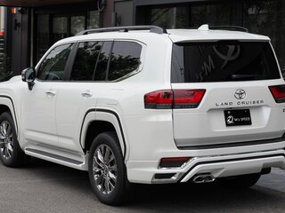 2026 Toyota Land Cruiser 300 Series, белый, 15500000 рублей, вид 4