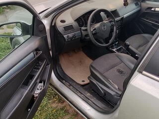 2007 Opel Astra H Рестайлинг, серебристый, 325000 рублей, вид 5
