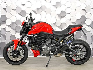 2021 Ducati Monster 937, красный, 999000 рублей, вид 4