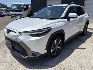 2023 Toyota Corolla Cross I, белый, 1864000 рублей, вид 3