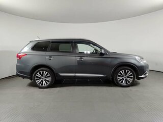 2016 Mitsubishi Outlander III Рестайлинг 2, серый, 1870000 рублей, вид 4