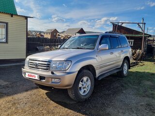 2004 Toyota Land Cruiser 100 Series Рестайлинг 1, серый, 2400000 рублей, вид 1