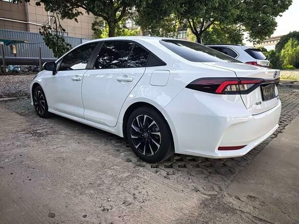 2026 Toyota Corolla XII (E210) Рестайлинг 2, белый, 1810030 рублей - вид 5