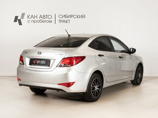 2015 Hyundai Solaris I Рестайлинг, серебристый, 1160000 рублей, вид 3