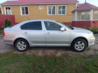 2013 Skoda Octavia II (A5) Рестайлинг, серебристый, 1050000 рублей, вид 4