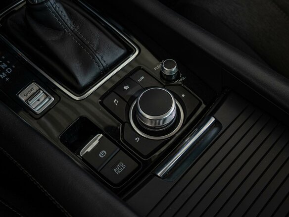 2020 Mazda 6 III (GJ) Рестайлинг 2, белый, 2200000 рублей - вид 19