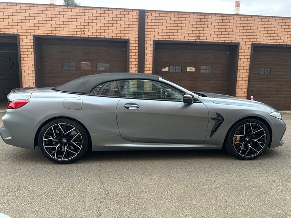 2020 BMW M8 Competition I (F91/F92/F93), серый, 17500000 рублей - вид 3