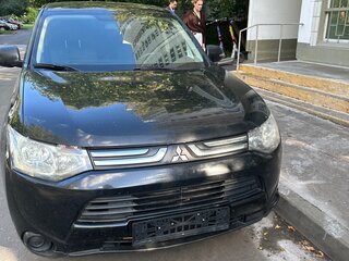 2012 Mitsubishi Outlander III, чёрный, 1000000 рублей, вид 2