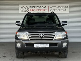 2012 Toyota Land Cruiser 200 Series Рестайлинг 1, серый, 3199000 рублей, вид 2
