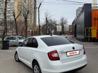 2019 Skoda Rapid I Рестайлинг, белый, 1100000 рублей, вид 2