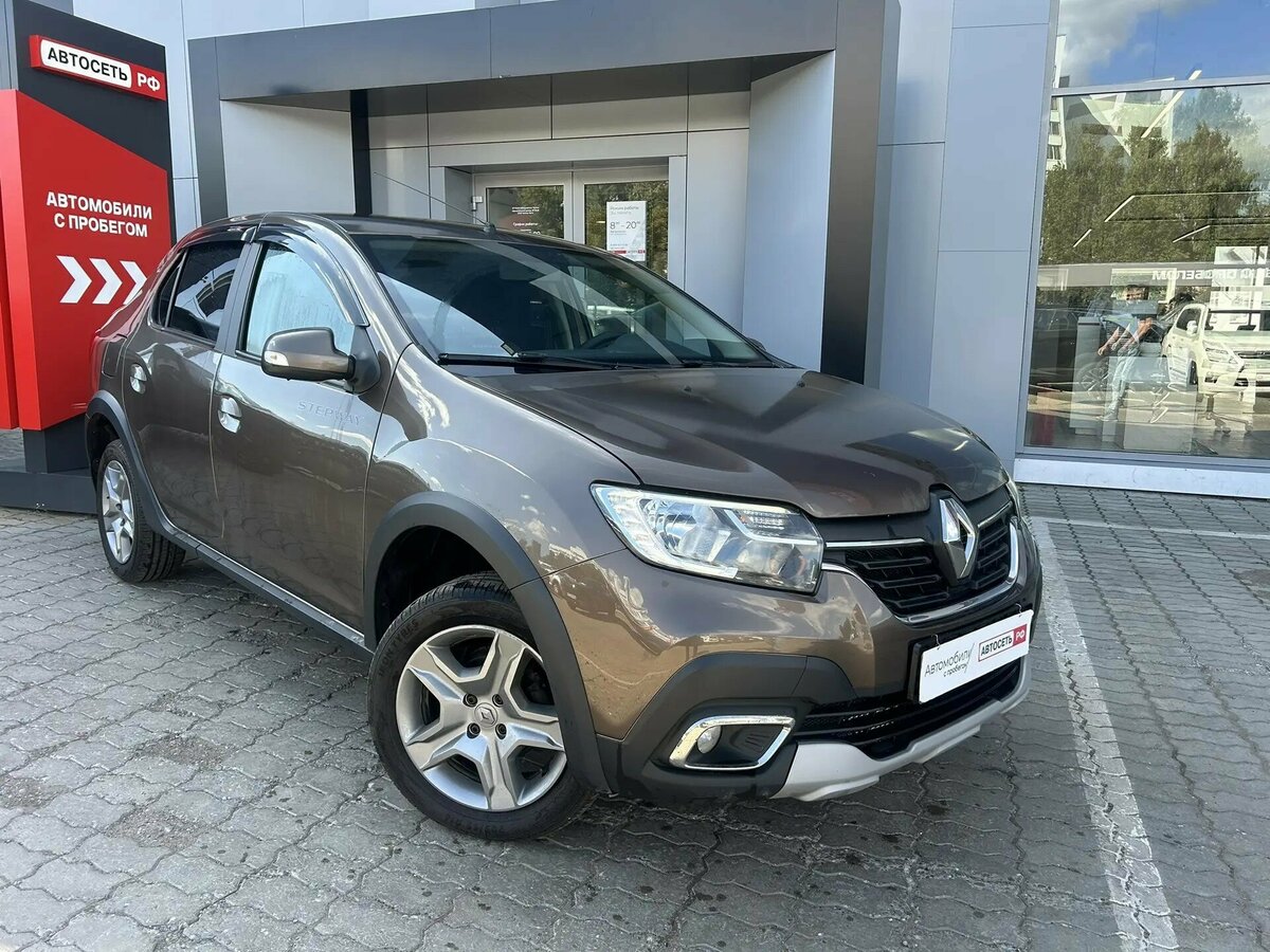 Открыть фотографии: Renault Logan II Рестайлинг