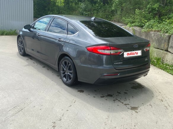 2020 Ford Fusion (North America) II Рестайлинг, серый, 1530000 рублей - вид 5