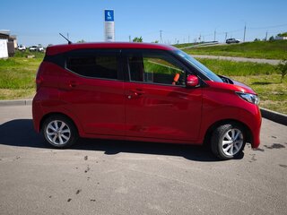 2019 Nissan Dayz II, красный, 680000 рублей, вид 3