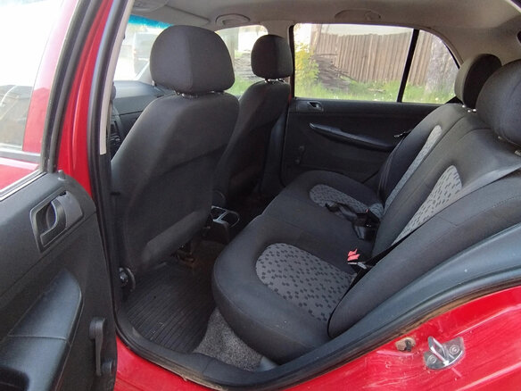 2005 Skoda Fabia I Рестайлинг, красный, 235000 рублей - вид 9
