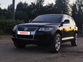 2007 Volkswagen Touareg I Рестайлинг, чёрный, 820000 рублей, вид 1