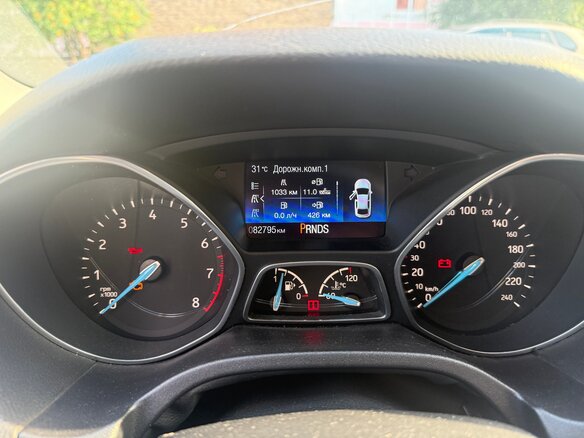 2017 Ford Focus III Рестайлинг, серебристый, 1250000 рублей - вид 6