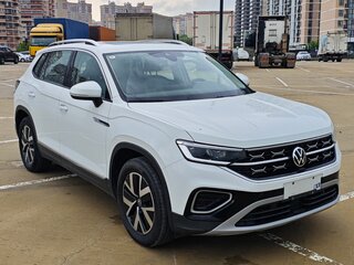 2023 Volkswagen Tayron I Рестайлинг, белый, 2900000 рублей, вид 2