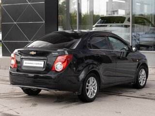 2014 Chevrolet Aveo II, чёрный, 670000 рублей, вид 5