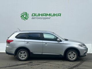 2015 Mitsubishi Outlander III Рестайлинг 2, серебристый, 1170000 рублей, вид 4