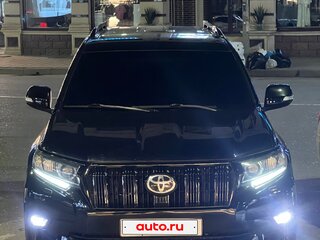 2015 Toyota Land Cruiser Prado 150 Series Рестайлинг 1, чёрный, 2830000 рублей, вид 4
