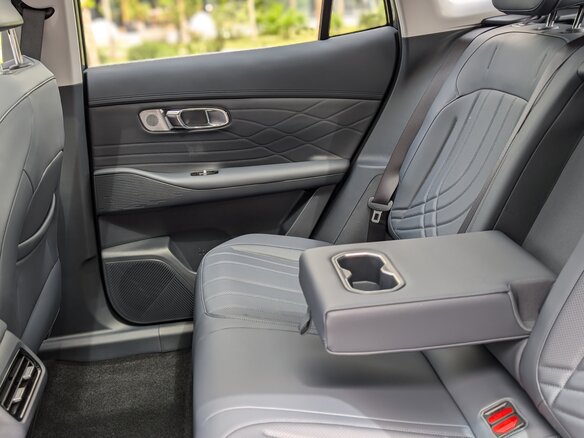 2026 Geely Galaxy Starship 7 200km, серый, 3460000 рублей - вид 20