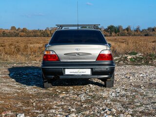 2006 Daewoo Nexia I, жёлтый, 160000 рублей, вид 4
