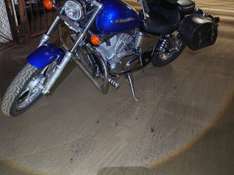 2004 Honda VT 1100, синий, 550000 рублей, вид 5
