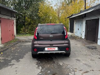 2018 Kia Soul II Рестайлинг, коричневый, 1400000 рублей, вид 4