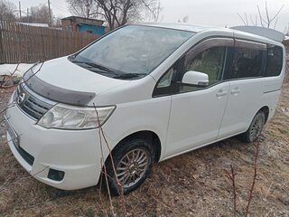 2008 Nissan Serena III (C25), белый, 990000 рублей, вид 1