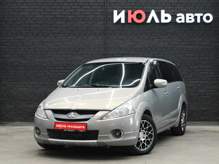 Mitsubishi Grandis I