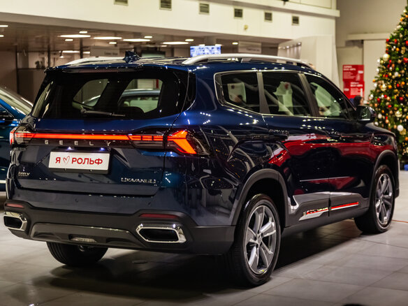 2026 Geely Okavango I Рестайлинг, синий - вид 3