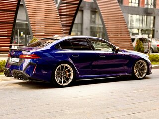 2024 BMW M5 VII (G90), синий, 22270000 рублей, вид 2