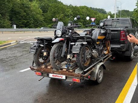 2024 Royal Enfield Himalayan, чёрный, 520000 рублей, вид 4