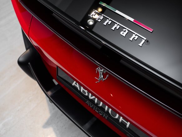 2025 Ferrari 12Cilindri, красный - вид 16