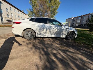 2018 Kia Optima IV Рестайлинг, белый, 1230000 рублей, вид 2