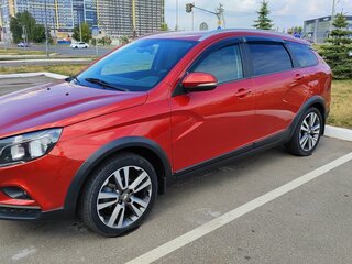 2019 Lada (ВАЗ) Vesta SW Cross I, красный, 945000 рублей, вид 1