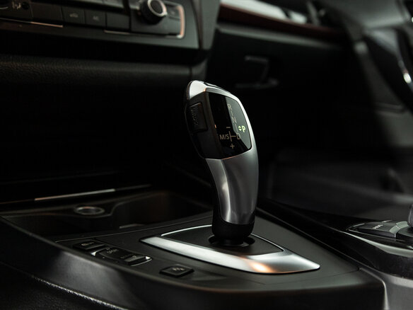 2014 BMW 2 серии 220i F22, красный, 1899700 рублей - вид 17
