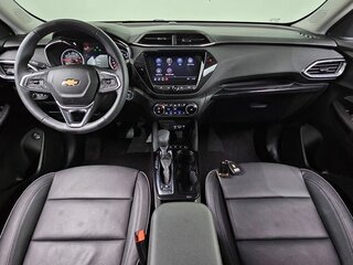 2022 Chevrolet TrailBlazer III, серебристый, 1700000 рублей, вид 5