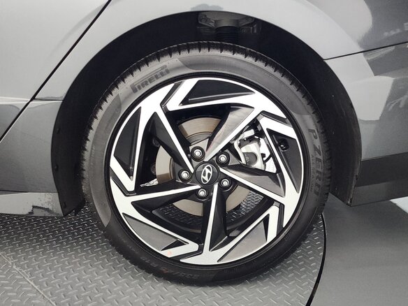 2026 Hyundai Sonata VIII (DN8) Рестайлинг, серебристый, 3060000 рублей - вид 15