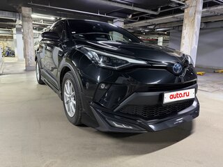 2020 Toyota C-HR I Рестайлинг, чёрный, 2400000 рублей, вид 2