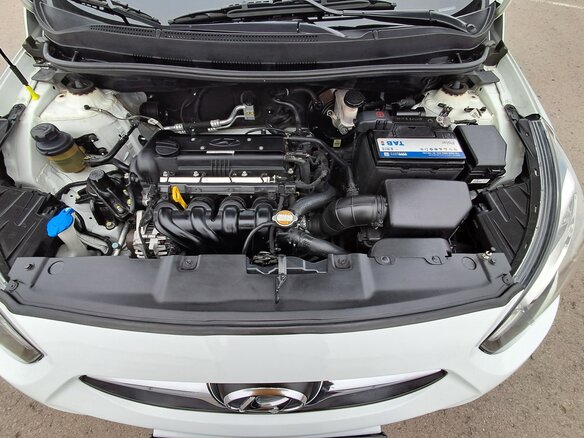 2011 Hyundai Solaris I, белый, 930000 рублей - вид 17
