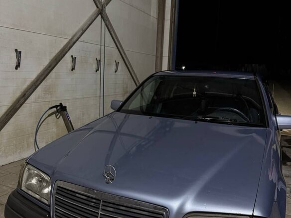 1995 Mercedes-Benz C-Класс 280 I (W202), голубой, 350000 рублей - вид 3