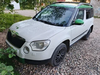 2011 Skoda Yeti I, белый, 600000 рублей, вид 4